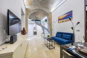 Arc Suite 33